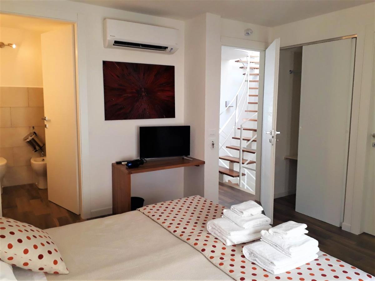 Isola Bed And Breakfast 锡拉库扎 外观 照片